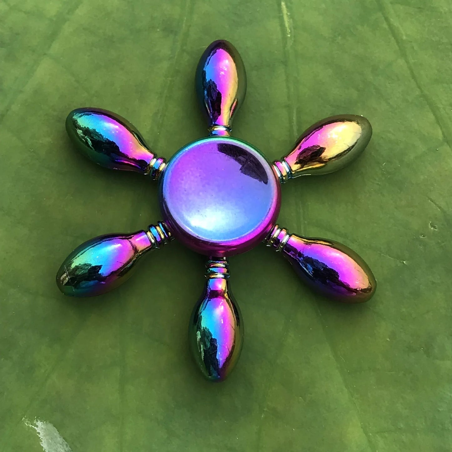 28 Styles Fidget Decompression Toy Spinner Finger Spinner Metal Rainbow Color Alloy Metal Anti-Anxiety Toy for Kids Adults Gifts